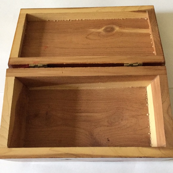 Vintage king Dominion sweetheart box - Picture 3 of 6